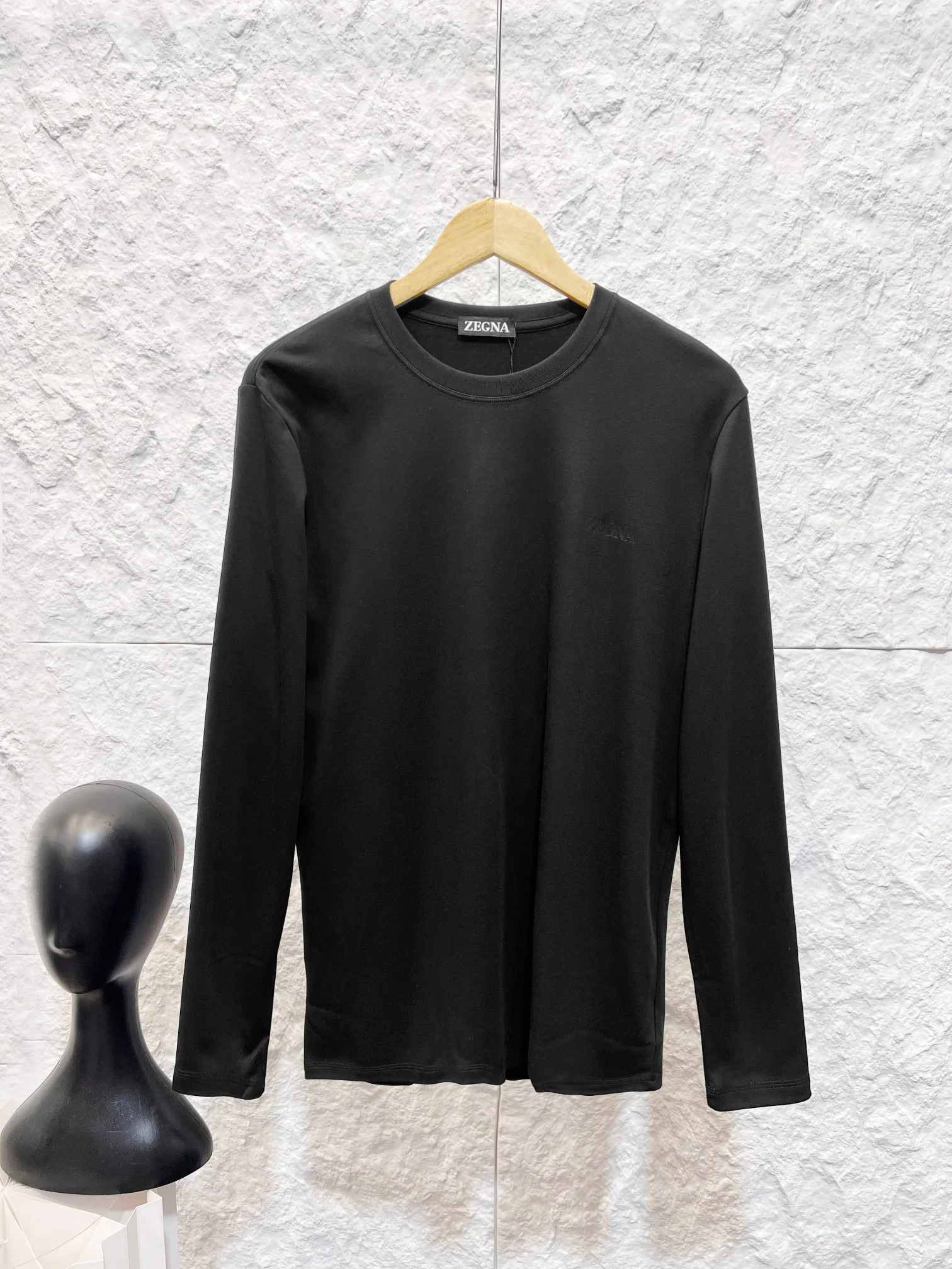 ZEGNA（ In Stock ） LOGO ： ZEGNA 3 ： ， ， 。 T ， ， ， 。 ZEGNA ， ， ， 。 ， 。 、 。 ：Black White Sizes：S-2XL （ ）